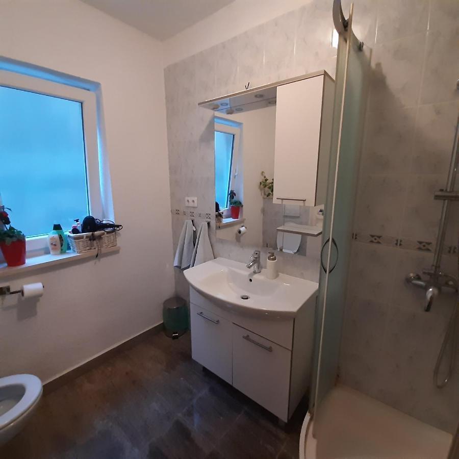 Apartman Nora Omis Luaran gambar