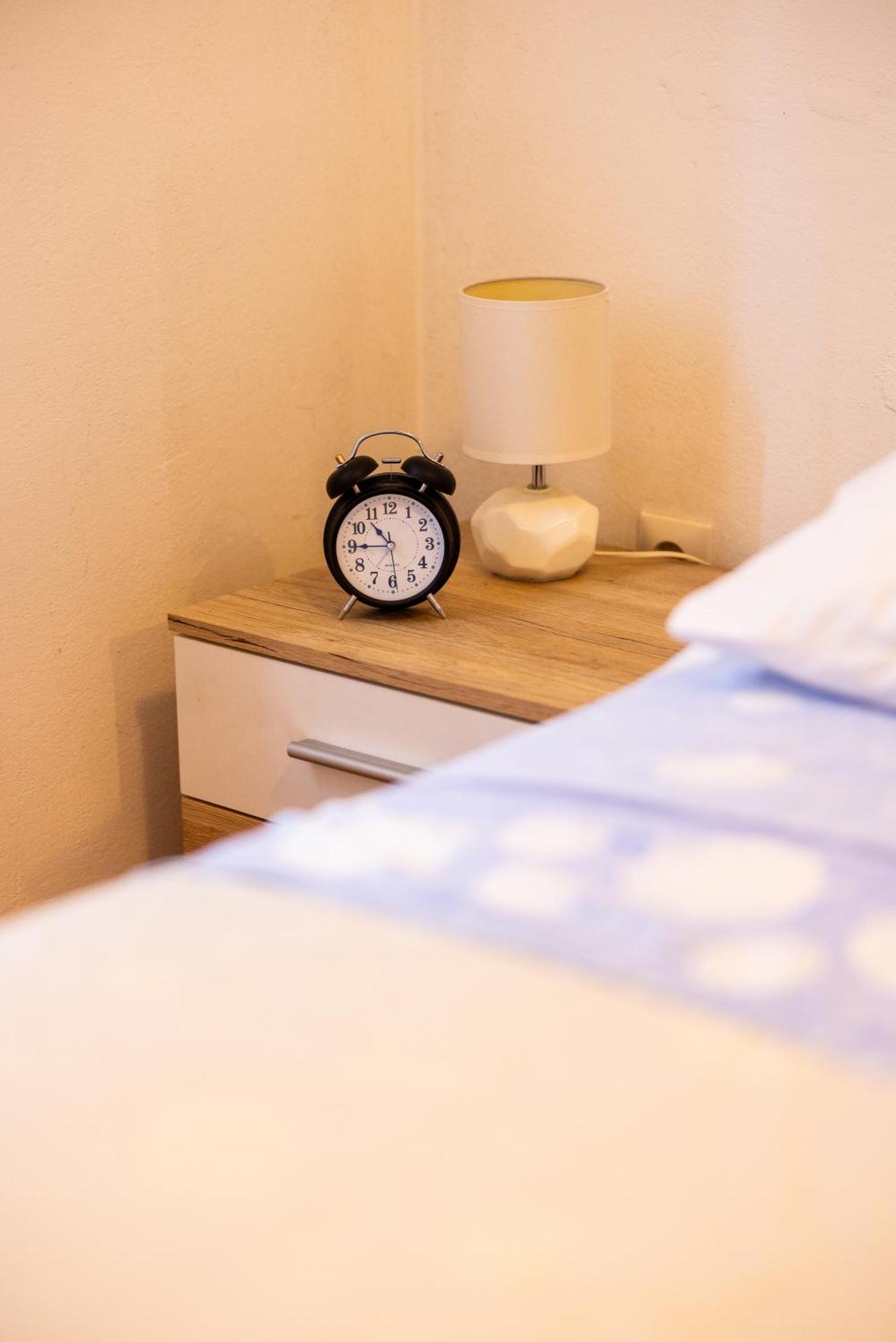 Apartman Nora Omis Luaran gambar
