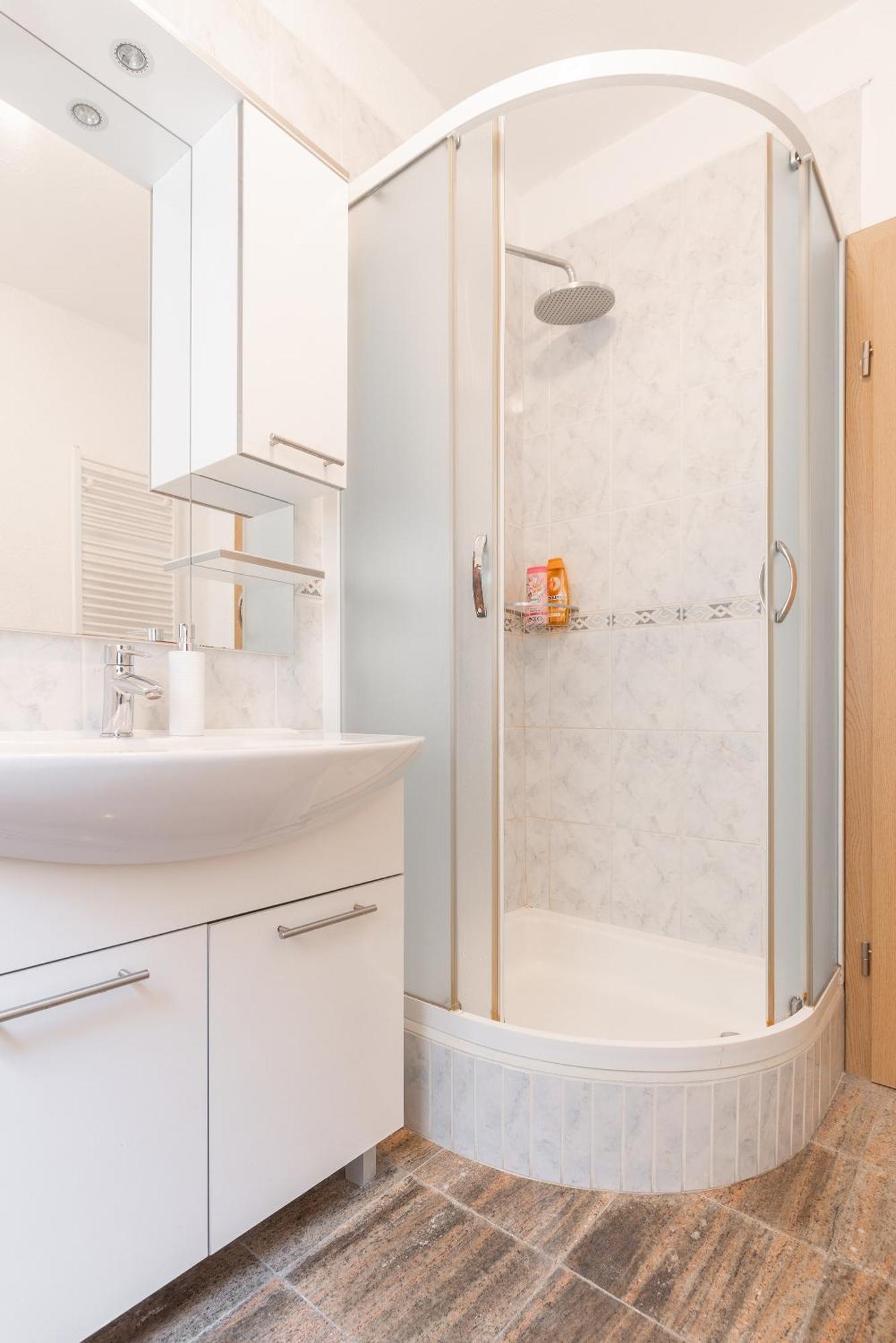 Apartman Nora Omis Luaran gambar